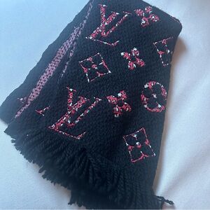 Louis Vuitton Black and Red Leopard Reversible Wrap Scarf
